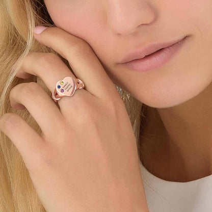 Luxurious heart-shaped diamond ring