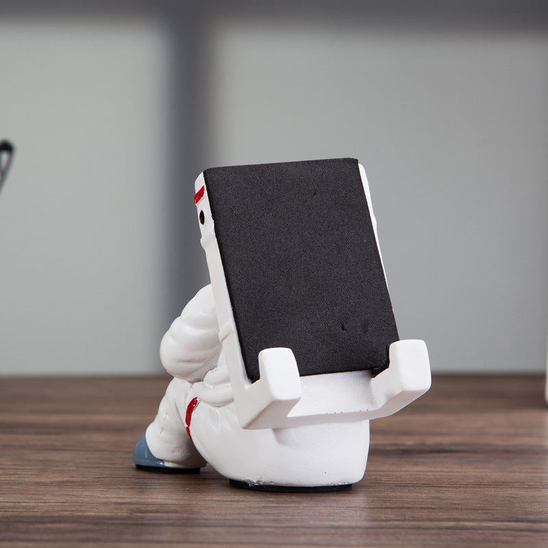 Astronaut Mobile Stand: Creative Desk Décor for Students