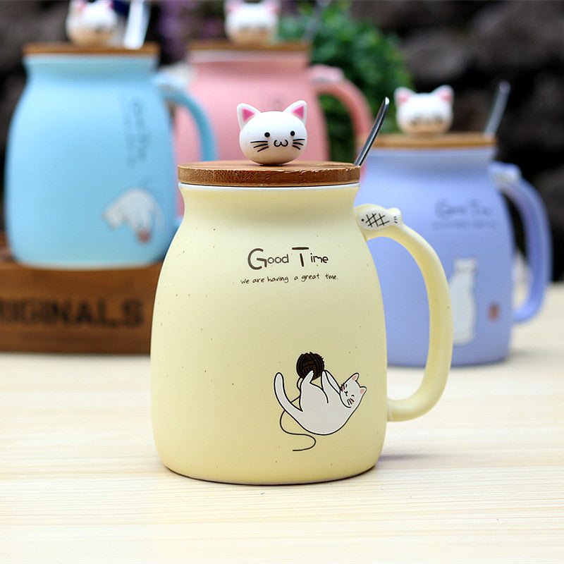 Cute and Cozy Mug: Keep Your Tea Warm with Our Kitten Ceramic Cup with Lid